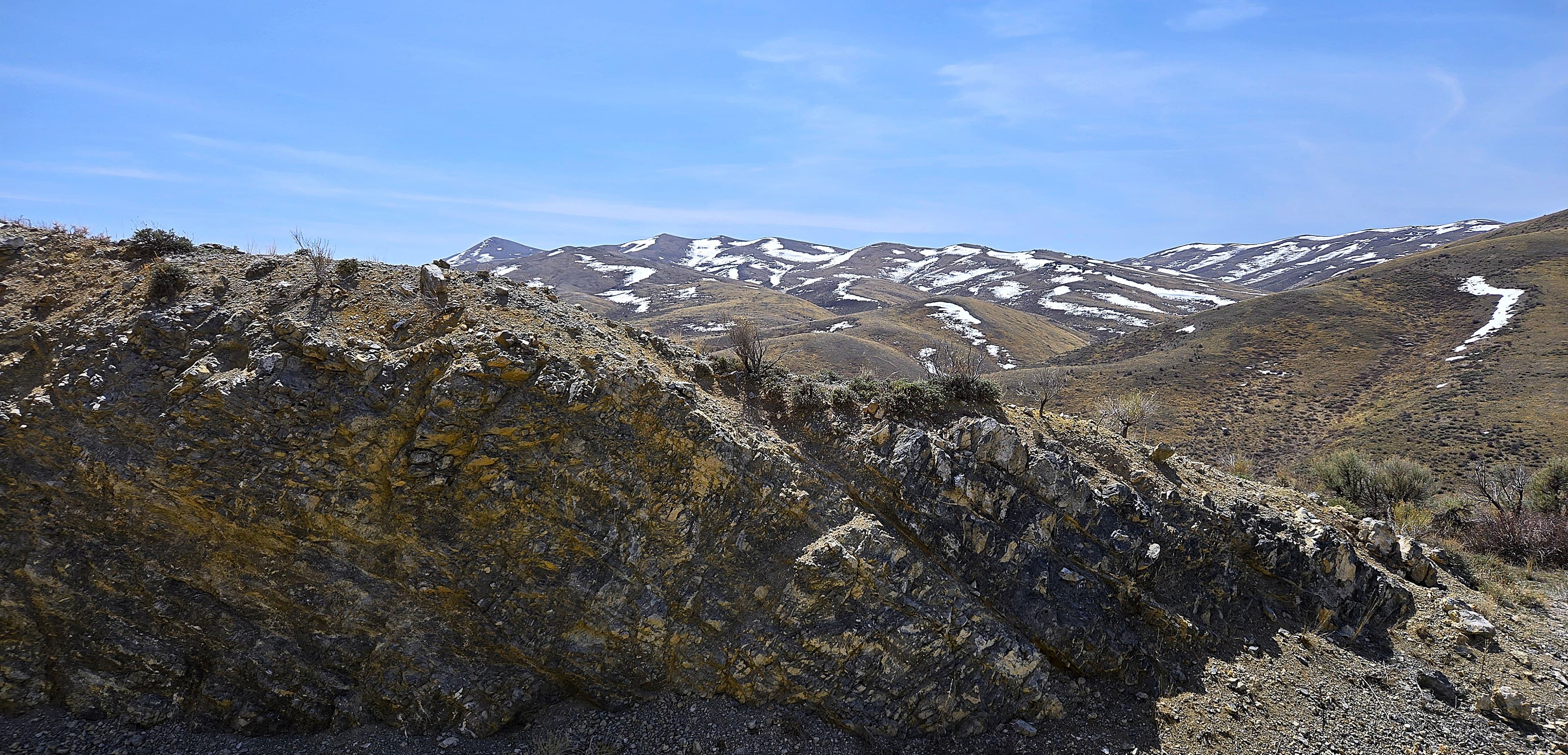 Carbonate bedding in the Delano Mountains